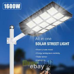 Commercial 9900000000LM 1600W LED Solar Street Light IP67 Dusk-to-Dawn Road Lamp